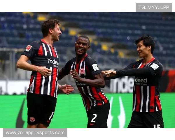 法兰克福边路推进制造大量射门口